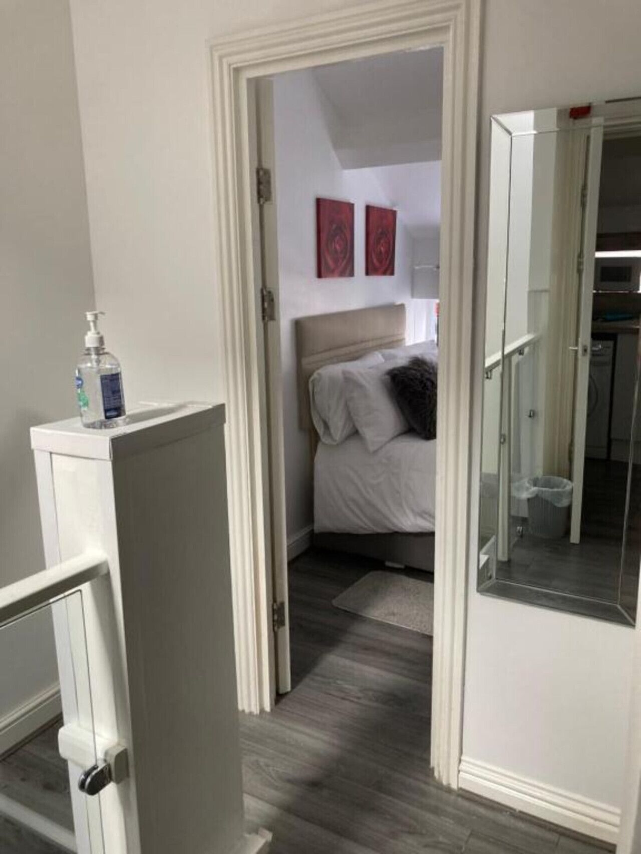 2 quartos, escrivaninha, Wi-Fi, roupa de cama