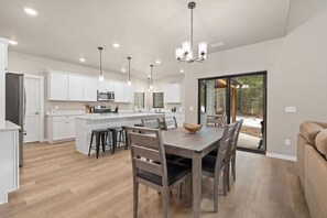 Dining - The Northern Peaks Retreat! Hot Tub! Views! (Lead)