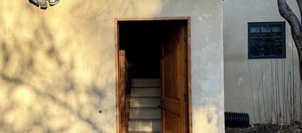 Centrally located, bright studio next to the bike path in downtown Hailey