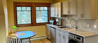 Centrally located, bright studio next to the bike path in downtown Hailey