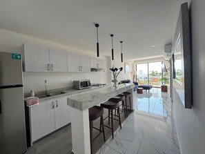 Private kitchen - 2BR Condo with Ocean View near the beach (Bucerías)