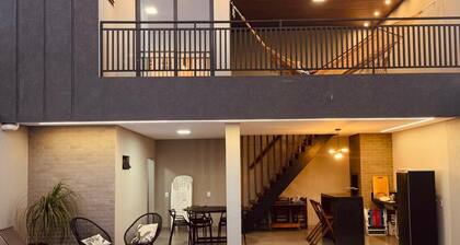 House with Private Pool and Gourmet Area