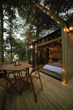 Unclassified image, 2 of 17, button - Onirico Refugio (Medellín)