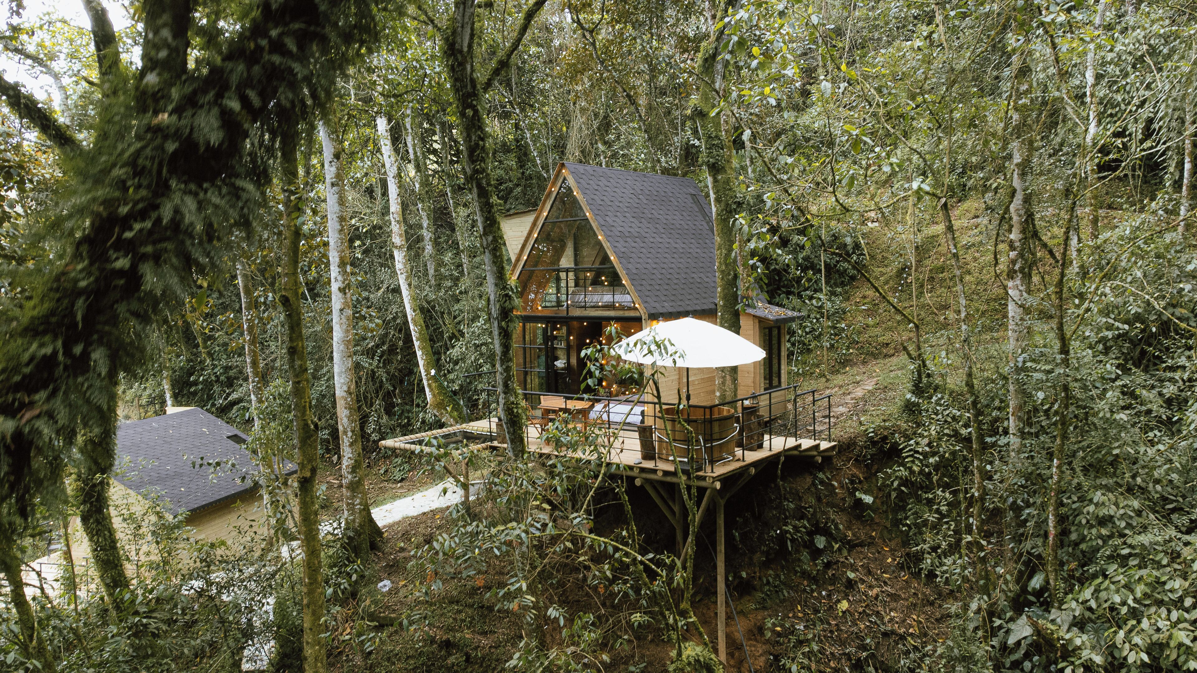 Familie-småhus, fjellutsikt | Eksteriør