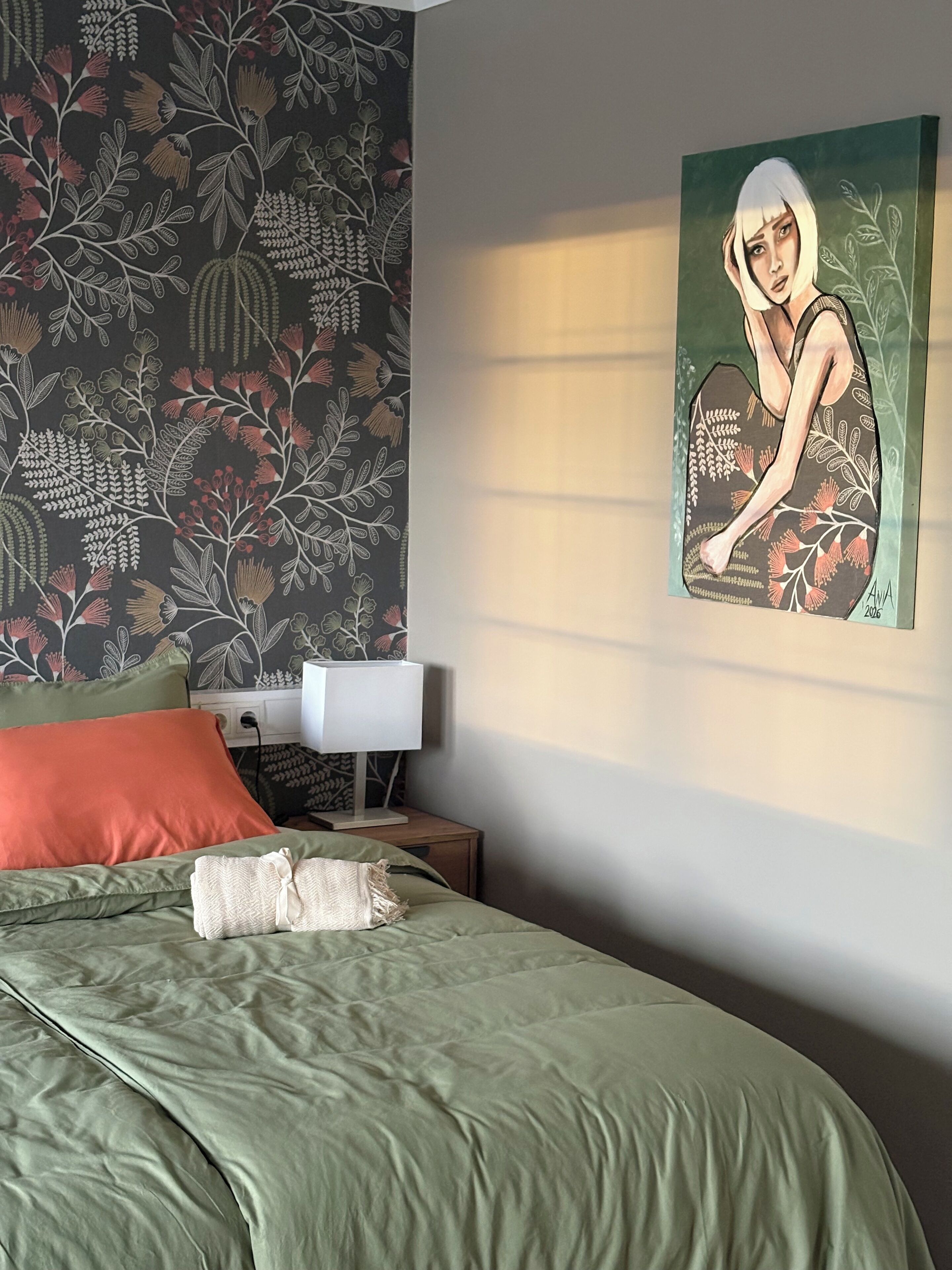 Tremannsrom – deluxe, byutsikt | Allergitestet sengetøy, skrivebord for bærbar PC og blendingsgardiner