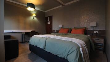 Comfort Double Room | Hypo-allergenic bedding, desk, laptop workspace, blackout drapes