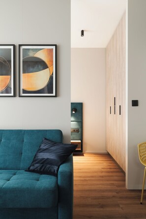 เตียง Select Comfort, โต๊ะทำงาน, พื้นที่ทำงานแบบใช้แล็ปท็อป