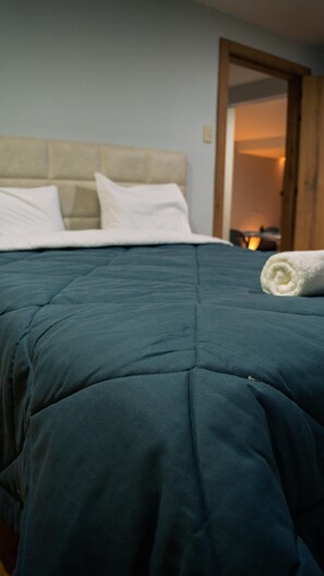 2 bedrooms, iron/ironing board, WiFi, bed sheets - Cozy apartment with view of Cuenca (Cuenca)