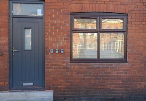 تفاصيل الفندق من الخارج