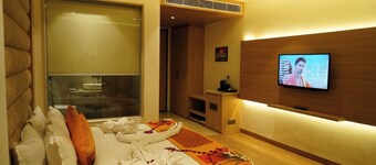 Hotel RRV with Free Parking