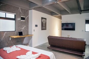 1 chambre, fer et planche à repasser, Wi-Fi, draps fournis