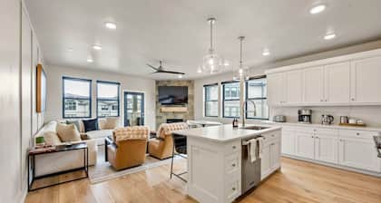 Luxury & spacious 3BR Retreat Near Deer Valley