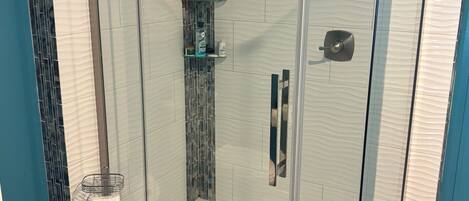 Shower, toilet paper