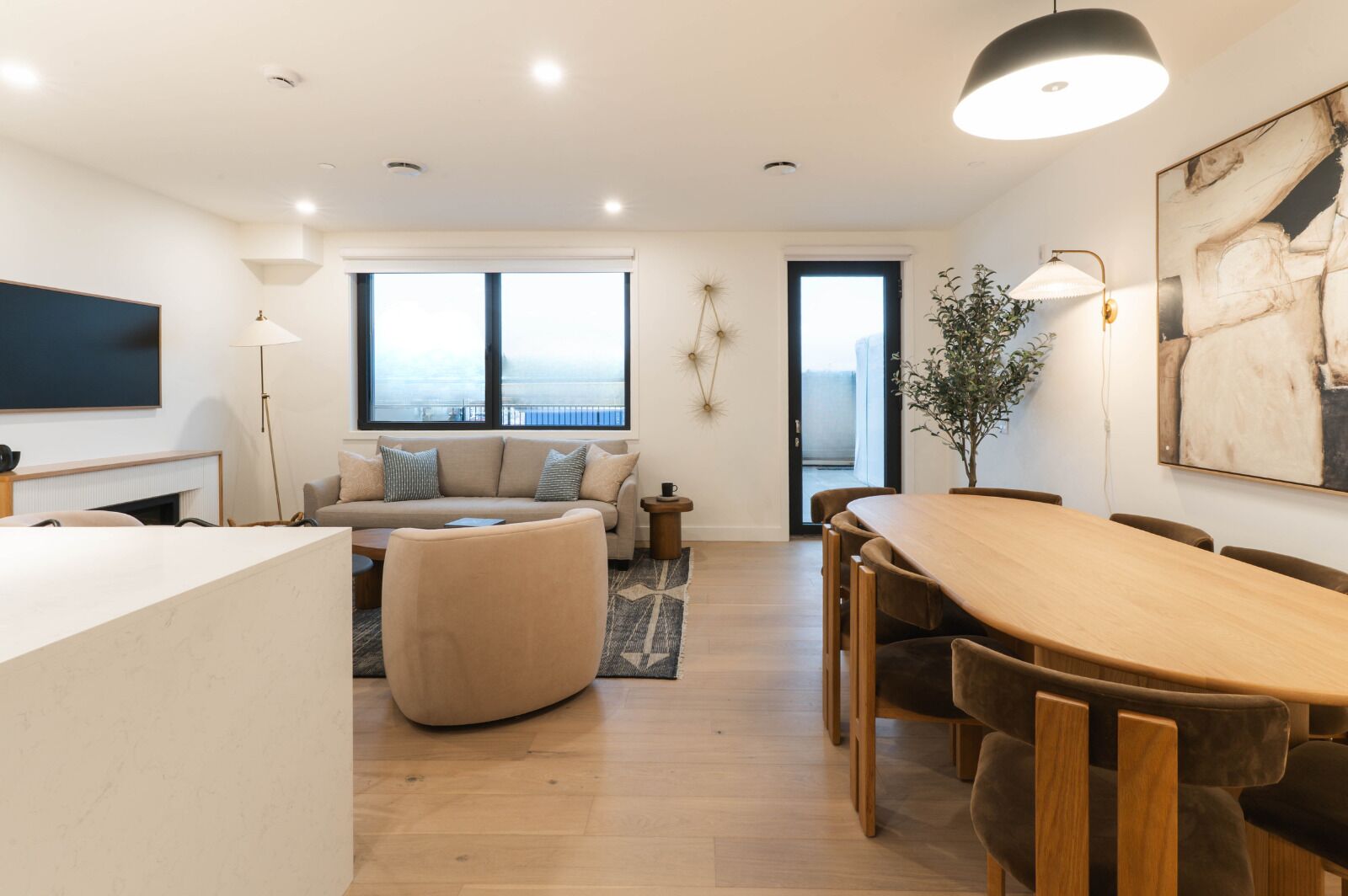 Panoramic Condo, Mountain View | Interior