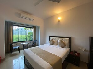 Unclassified image, 5 of 18, button - Greenfield View (Candolim)