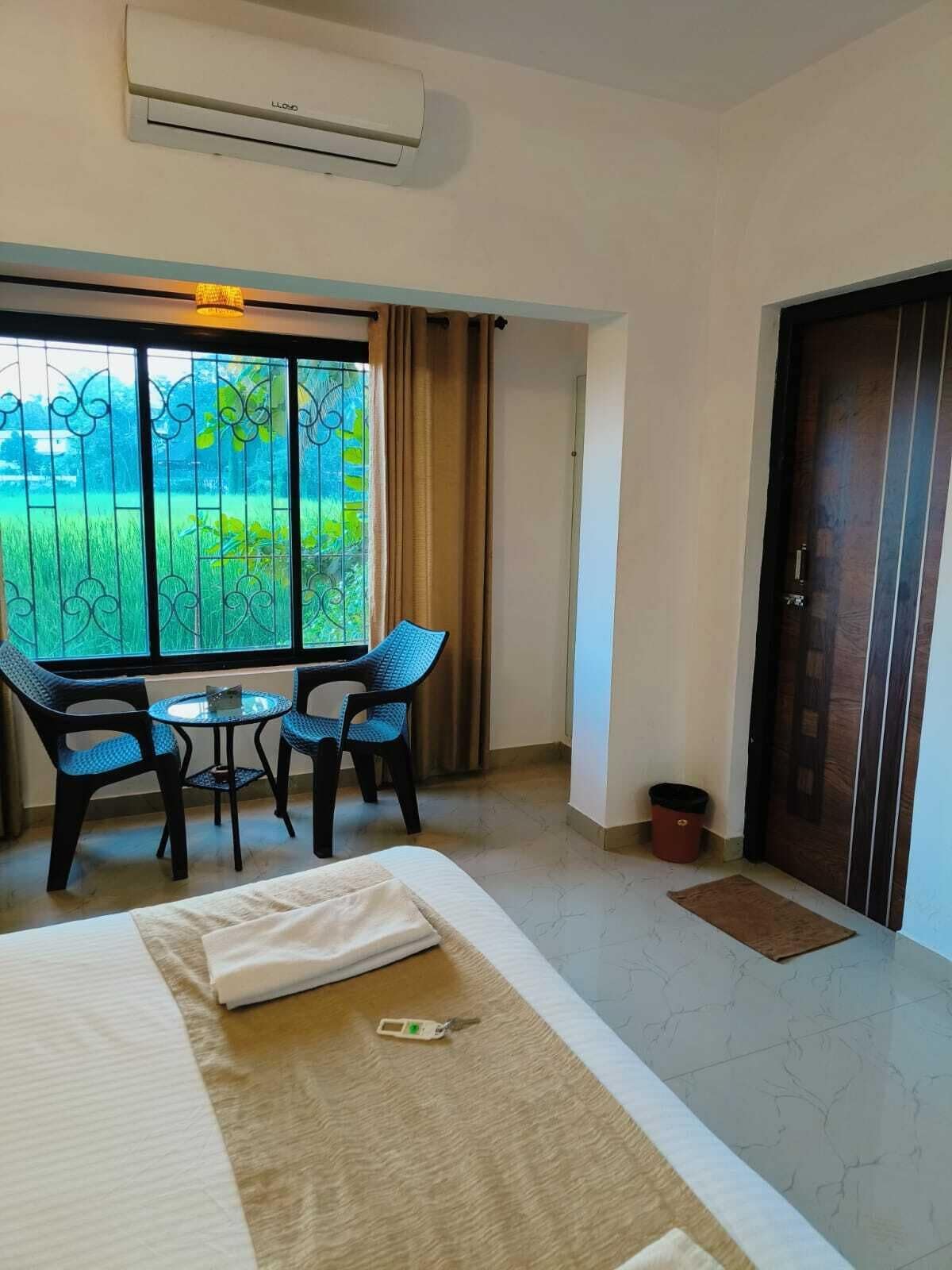 Suíte, vista para o jardim