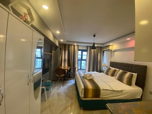 Botó d’imatge sense classificar, 2 de 76