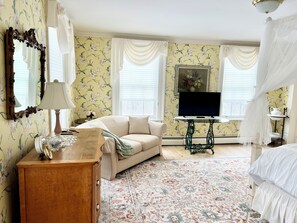 Unclassified image, 3 of 25, button - The Oak & Anchor Inn (Penn Yan)