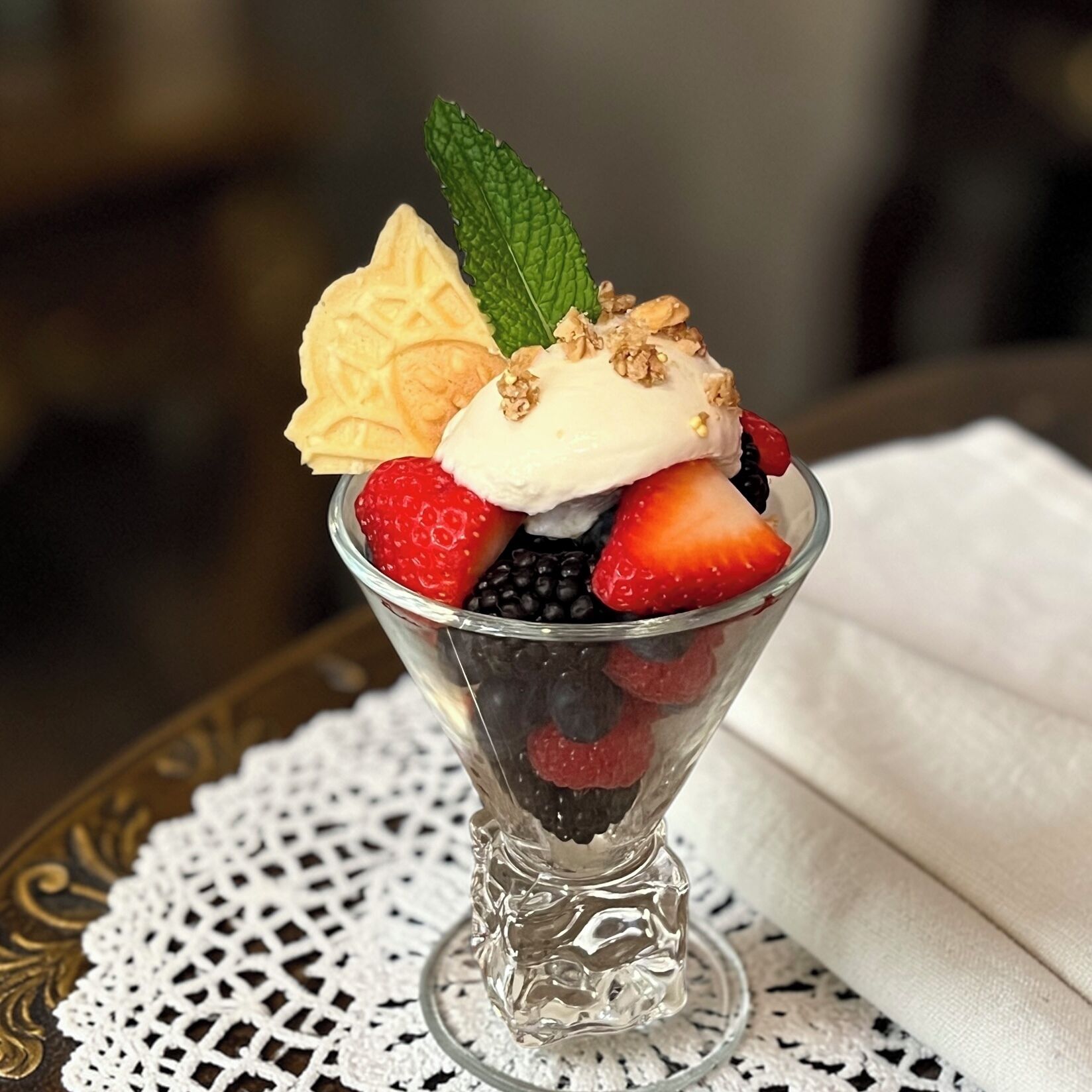 Café da manhã completo grátis todos os dias