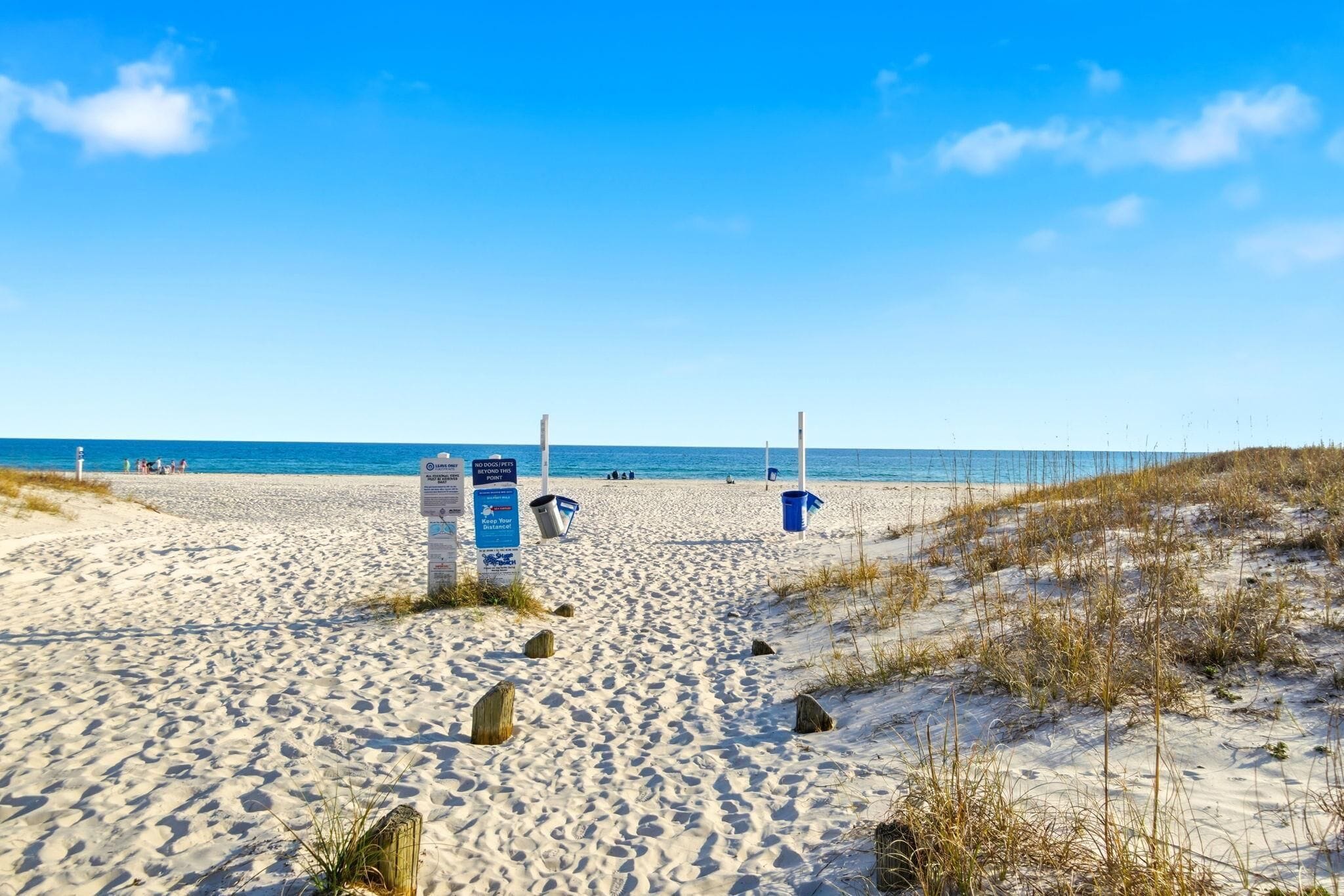 House, Multiple Beds (Another Memory) | Beach