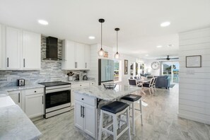 House, Multiple Beds (Another Memory) | Private kitchen - Another Memory (Gulf Shores)