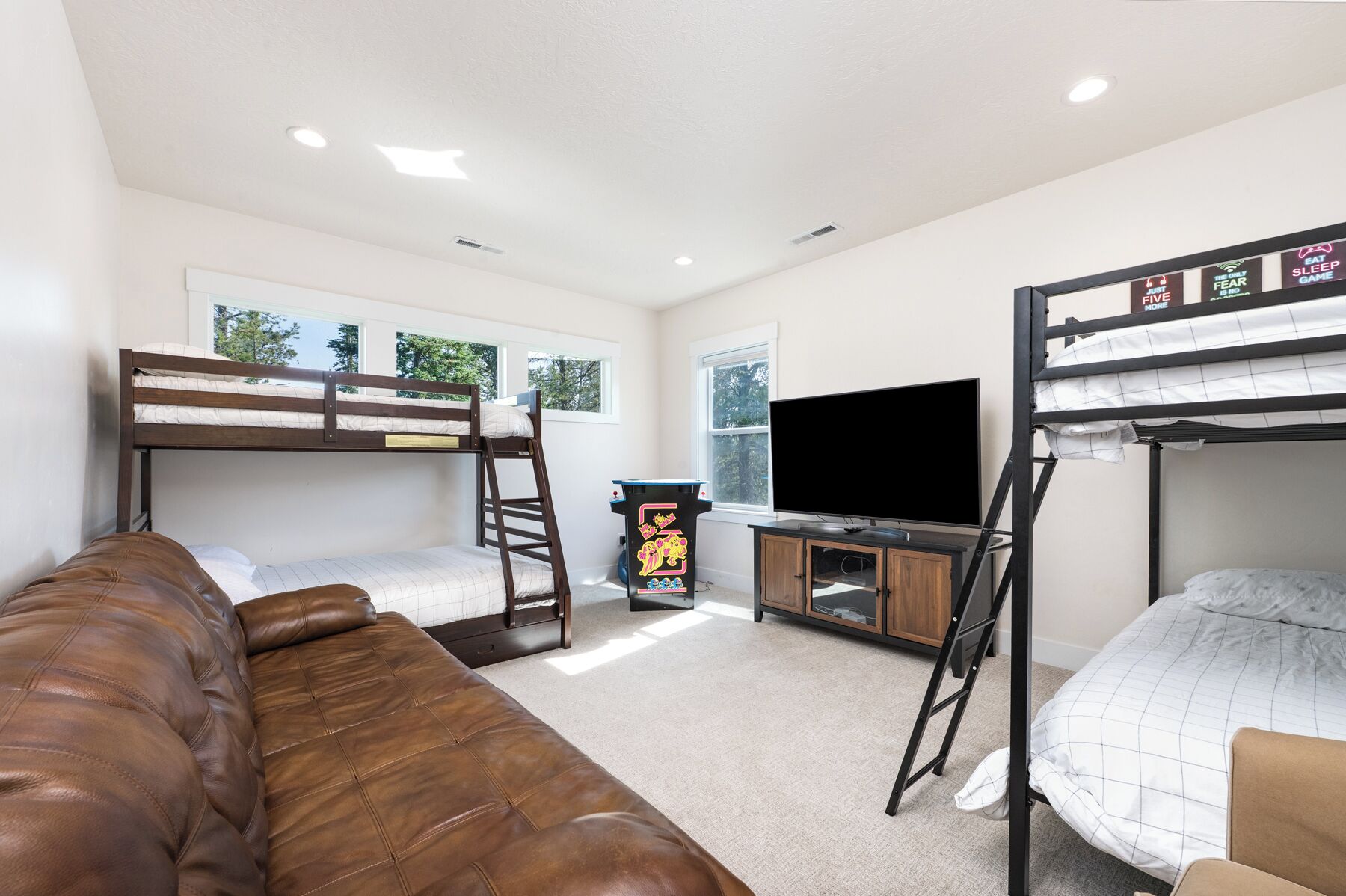 4 chambres, Wi-Fi gratuit, draps fournis