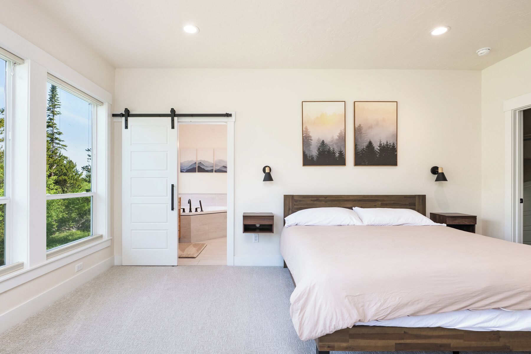 4 bedrooms, free WiFi, bed sheets