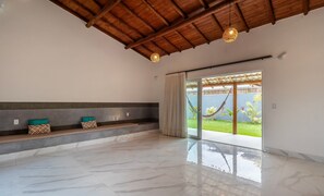 Basic Apartment | Interior - House in Condo w/ Pool Arraial D'ajuda Ort0003 (Porto Seguro)