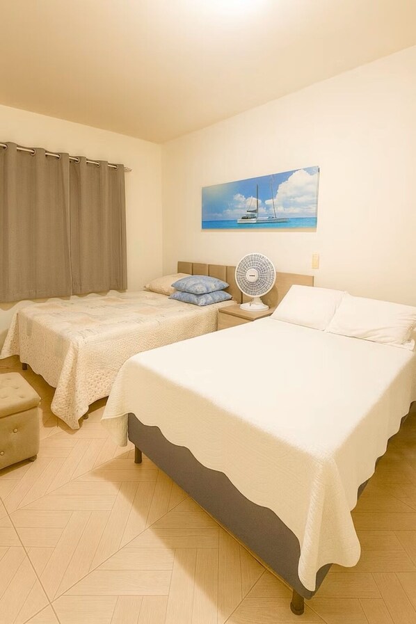 9 chambres, accès Internet, draps fournis