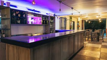 Snack bar