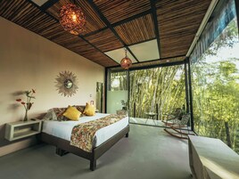 Suíte júnior, sacada, vista para a montanha | Wi-Fi de cortesia, acesso para cadeiras de rodas