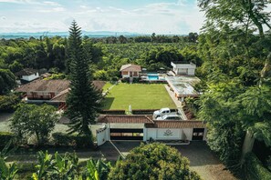 Botón de imagen sin clasificar, 3 de 52