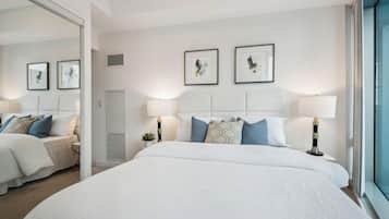 Standard Suite, 1 Queen Bed with Sofa bed, Non Smoking, Kitchen | Blackout curtains, iron/ironing board, free WiFi