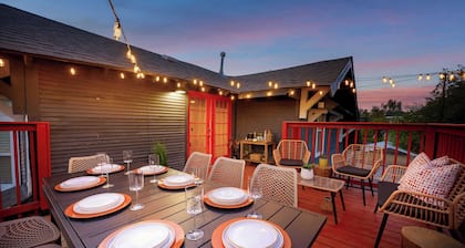 Sleeps 16 - Roof Top - Game Room - Pet Friendly