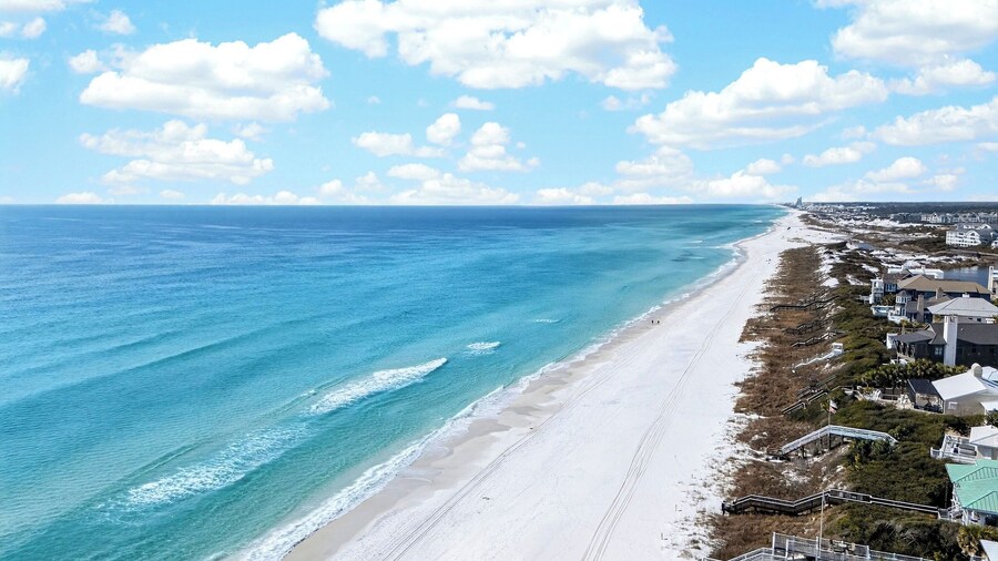 Sandy Pelican by Avantstay Exclusive Beach Access + Private Pool + Firepit + Balcony Sunset Views