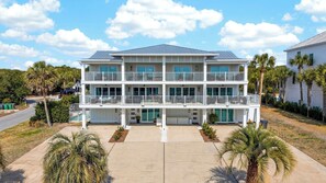 House (4 Bedrooms) | Interior - Sandy Pelican by Avantstay Exclusive Beach Access + Private Pool + Firepit + Balcony Sunset Views (Panama City Beach)