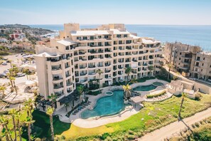Exterior - Stunning Arch & Ocean Views, Luxury 2BR Condo, Walk to Beach! (Cabo San Lucas)