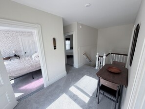 2 bedrooms, WiFi, bed sheets - Quiet Private 2 Bedroom Apartment (Bangor)