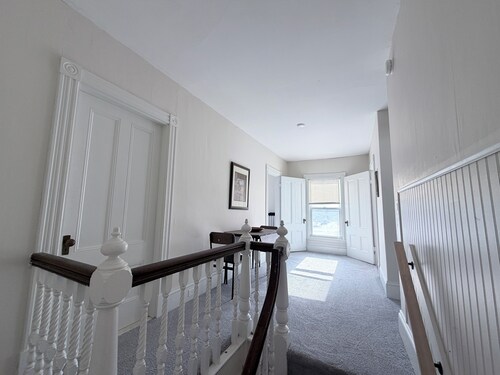 Quiet Private 2 Bedroom Apartment