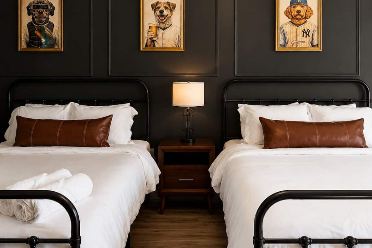 Cortinas blackout, tabla de planchar con plancha y wifi gratis
