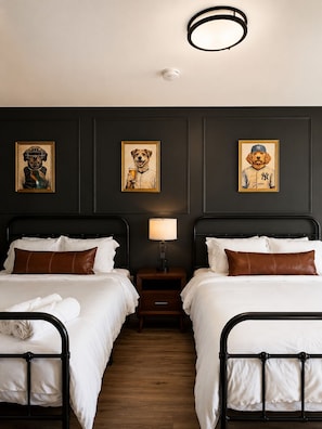 Cortinas blackout, tabla de planchar con plancha y wifi gratis