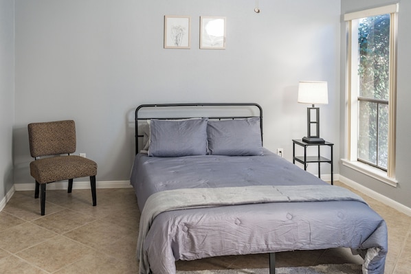 Room - Lake Conroe Getaway: Modern Condo in April Sound (Montgomery)