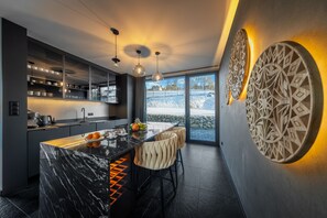 Luxury Villa, Hot Tub, Garden Area | Living area