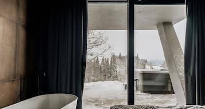 Crystal Pine Luxury Villas Jacuzzi&Sauna