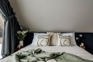 Villa de lujo, hidromasaje | Decoración personalizada, muebles diferentes y wifi gratis 