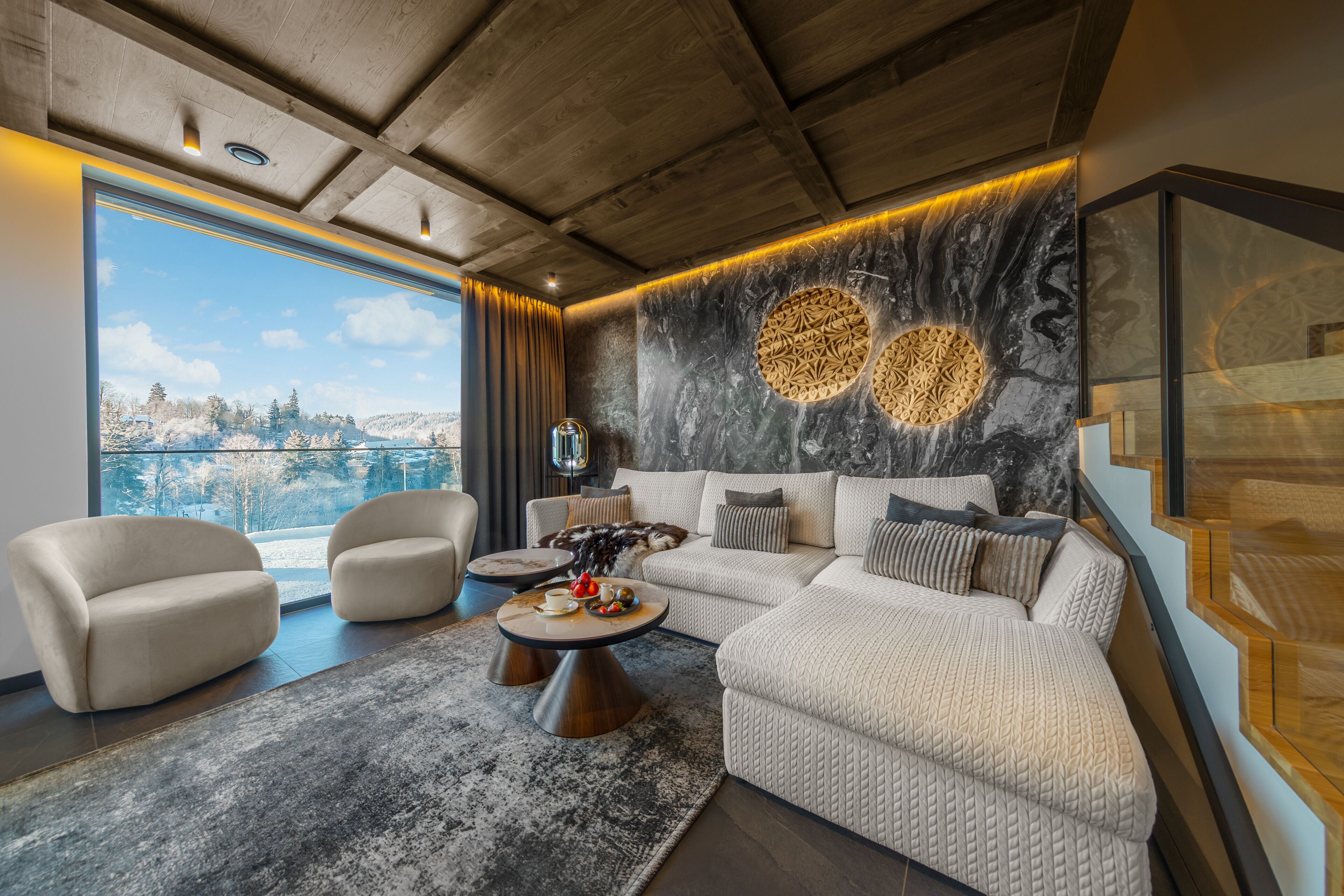 Villa Luxe, bain à remous, côté jardin | Décoration personnalisée, ameublement personnalisé, Wi-Fi gratuit