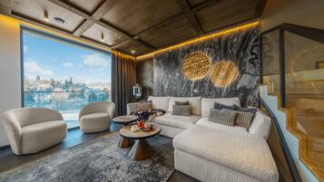 Villa Luxe, bain à remous, côté jardin | Décoration personnalisée, ameublement personnalisé, Wi-Fi gratuit