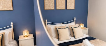 Modern 2 Bed Near Seafront and Easy Commute Links