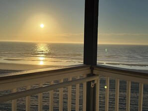 Beach - Best view of Ocean and Sunrise, relaxing beach area. (Myrtle Beach)