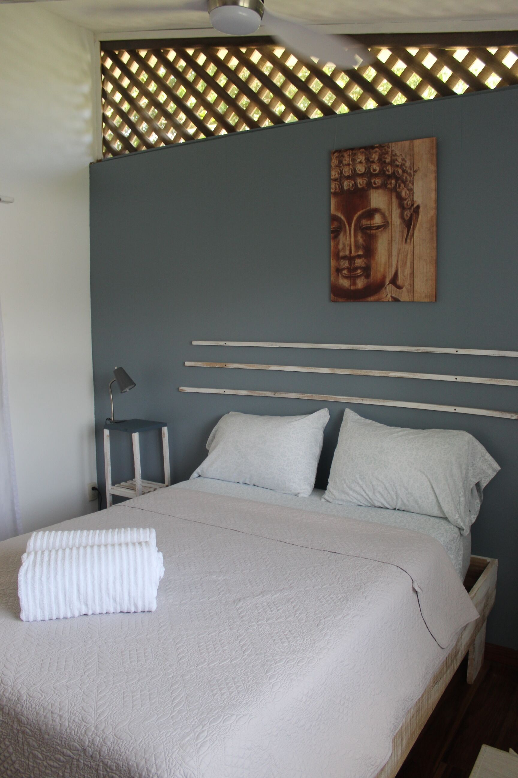 2 室のベッドルーム、WiFi、ベッドシ  ーツ